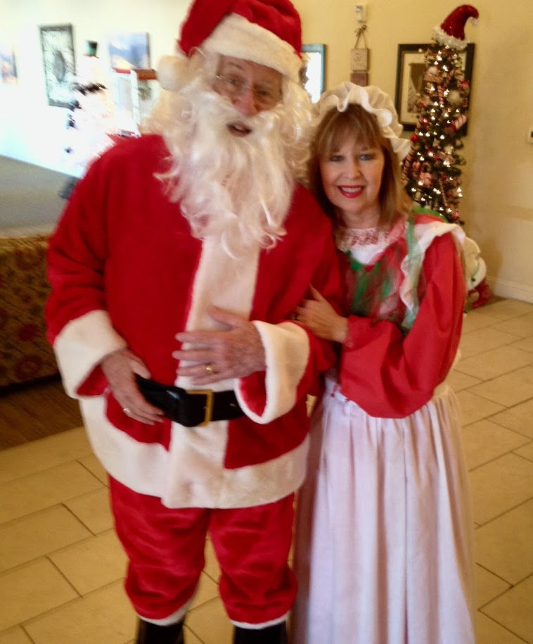 Santa and Mrs Claus.jpg